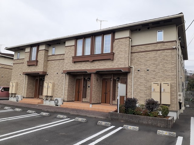 アンダー　ワン　ルーフ　Ⅱ 102号室 外観