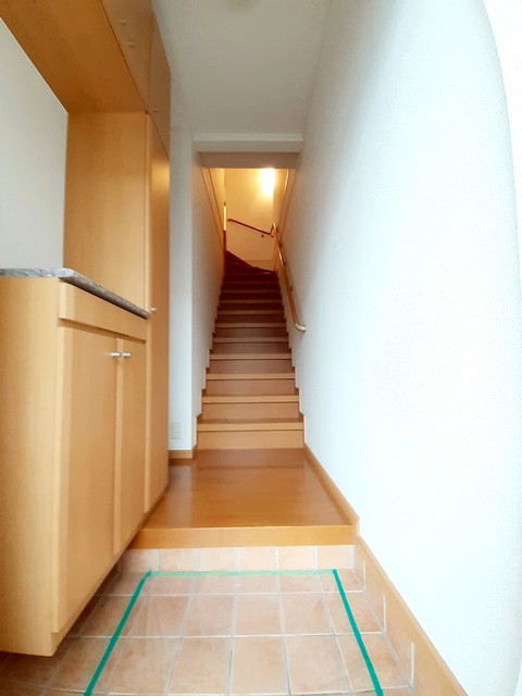 アルフィーノはるＤ 玄関