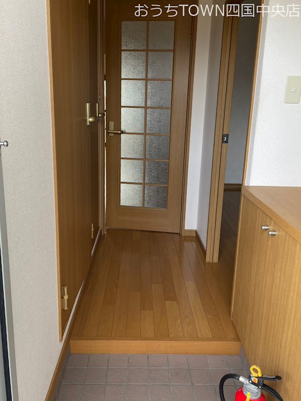 ユーミーノムラ 玄関