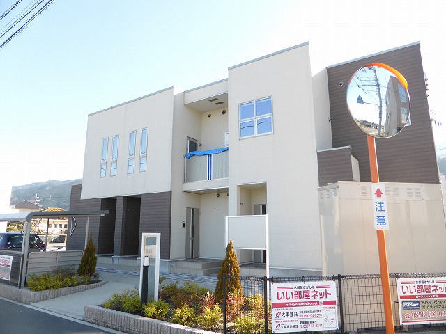 イオラニ２３　Ｃ 203号室 外観