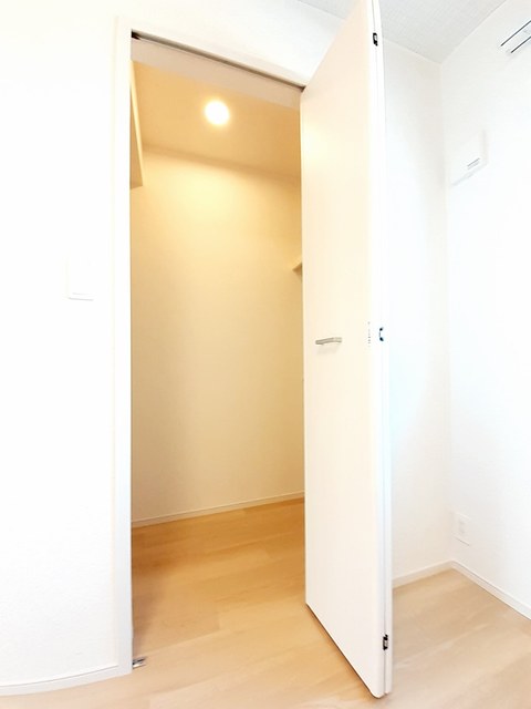 ラ・ヴィ・アン・クルール その他3