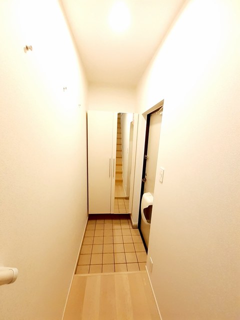 シッフバオ　シティ　今治 玄関