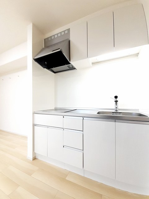 シッフバオ　シティ　今治 キッチン