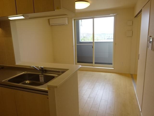 ガーデンコート リビング