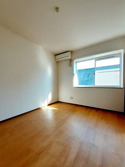 エル安井 ベッドルーム