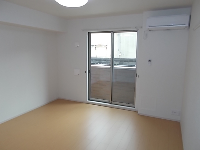 スプレンド－レ東鳥生　Ａ リビング