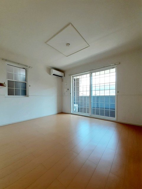 スプレンド－レ東鳥生　Ｂ リビング