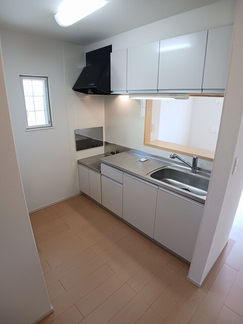 リスティ　ストロイエⅠ キッチン