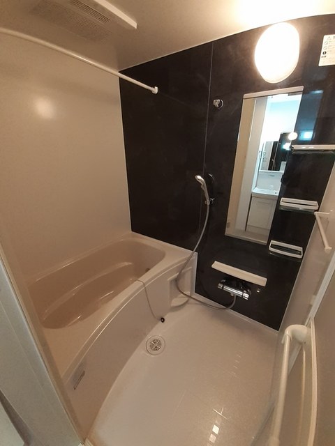 メゾンリヴィエールＯ 風呂画像