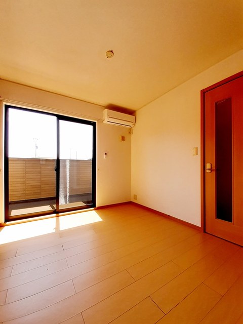 カーム・リリー リビング