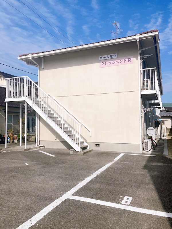 クレッシェンドR 205号室 外観