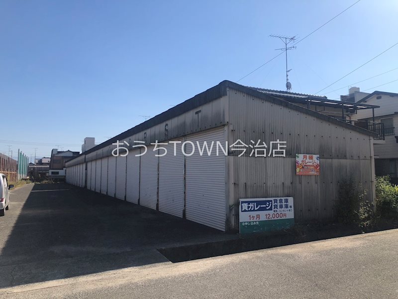 北鳥生ガレージ A号室 外観
