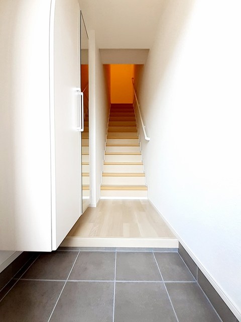 アネックス・アルファ 玄関