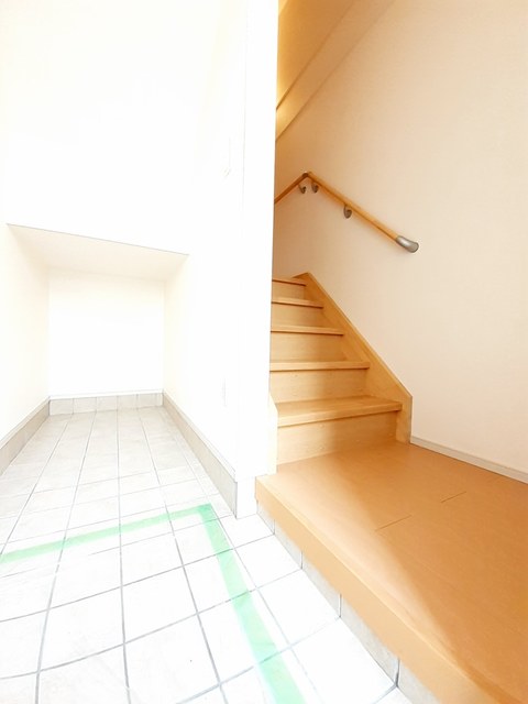 ノーヴァ　ミトモⅡ 玄関