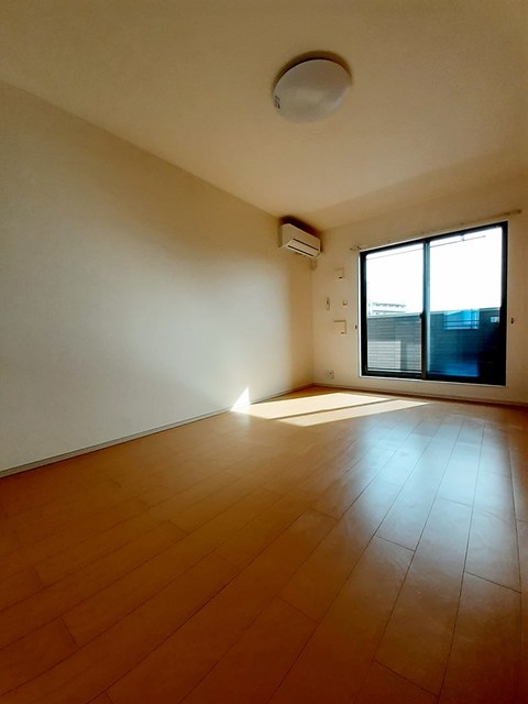 ノーヴァ　ミトモⅡ リビング