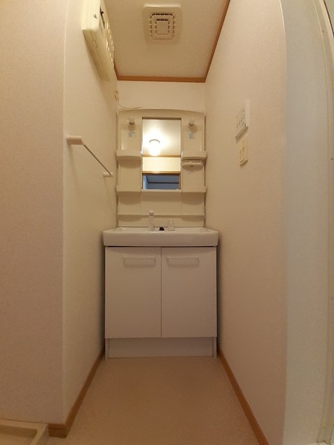 アンジュベリーＡ その他4