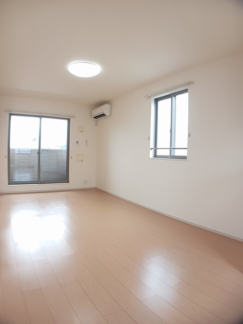 ノーヴァ　ミトモⅡ リビング