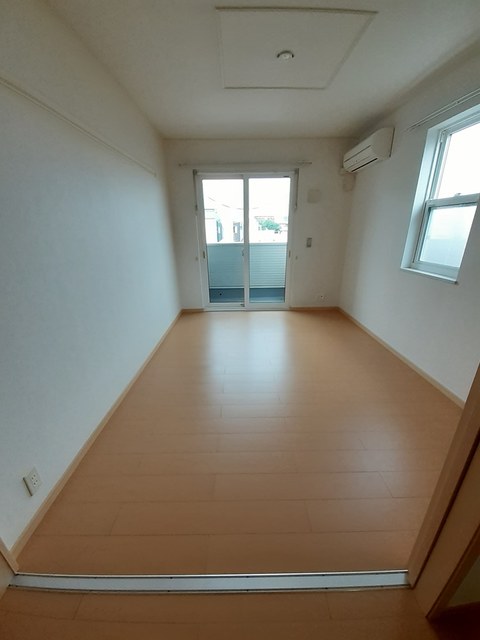 ティアモ　Ｋ ベッドルーム