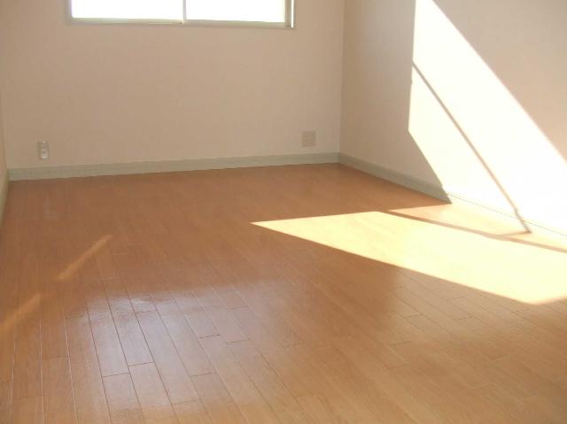 スカイコーポ垣生 ベッドルーム