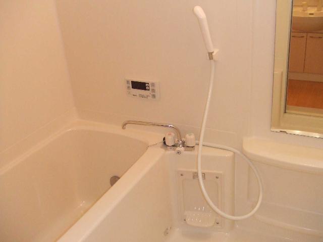 スカイコーポ垣生 風呂画像