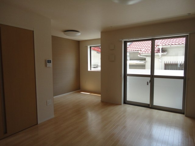 ヴィラ田中C リビング