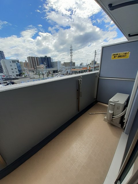 ユリウス　湊町 ベランダ