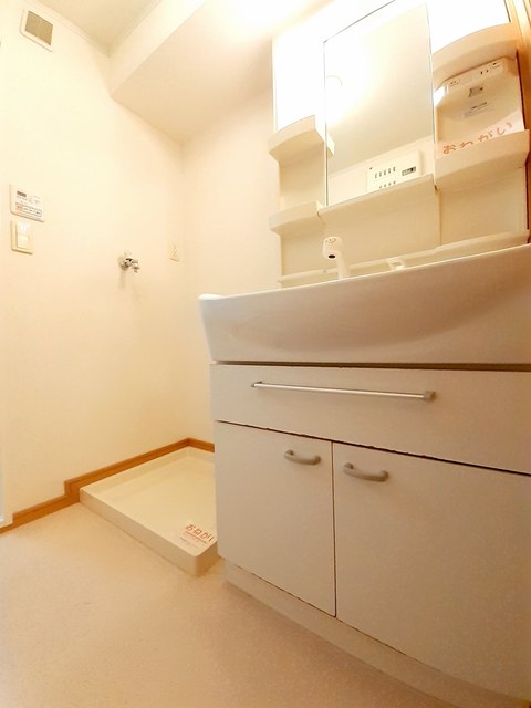 ピエタ・フィリアーレ椿　Ｂ その他4