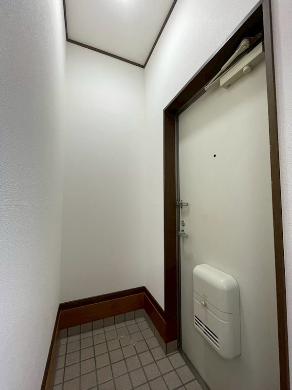 MATSUMOMENT桜木 玄関