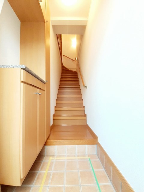 パストラーレ道後Ｃ 玄関