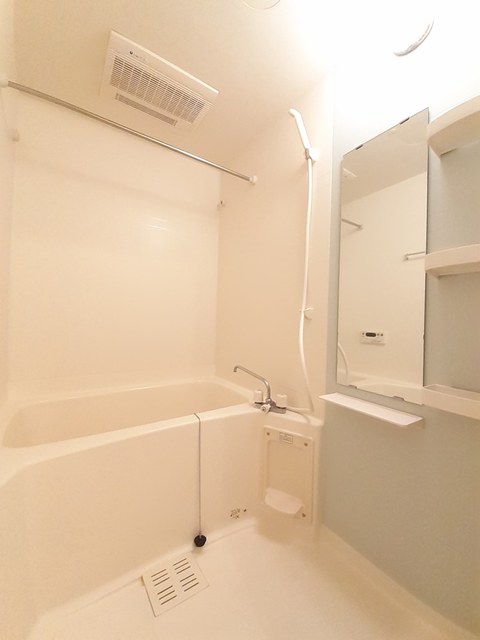 メゾン　ド　ロベリア 風呂画像