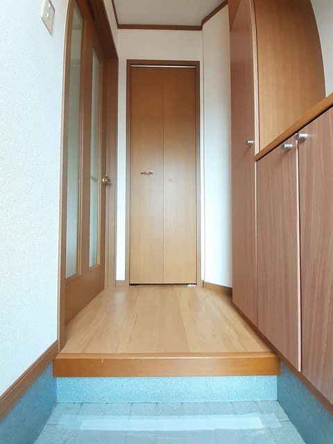 ソレアード 玄関