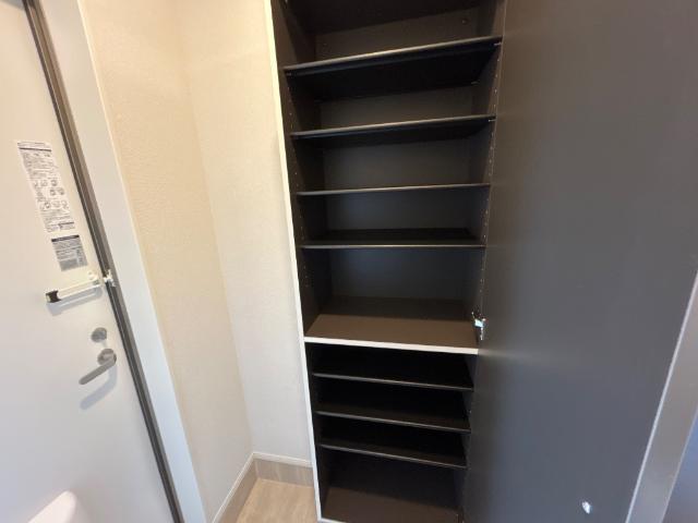 パルティール朝日ヶ丘 玄関