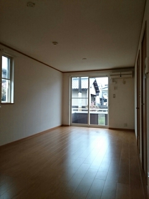 アクティーフ・ヴィラ リビング