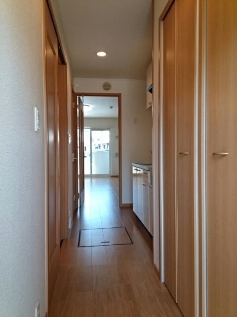 モンターニュ 玄関