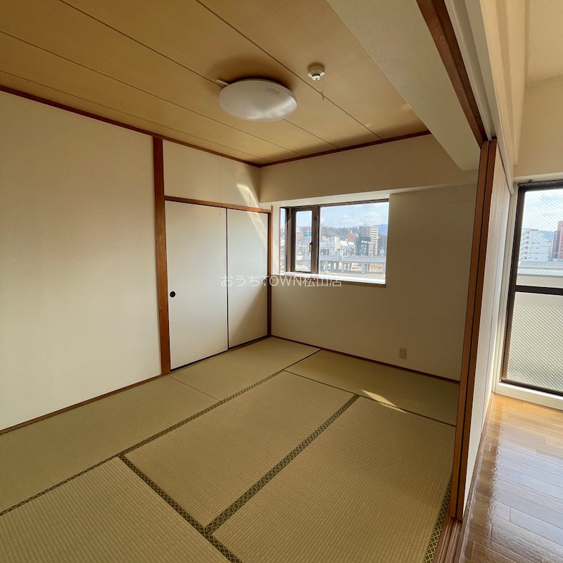 ＷハイツINサクラメント ベッドルーム