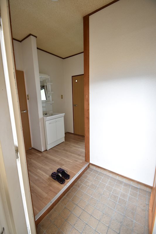 河西マンション 玄関