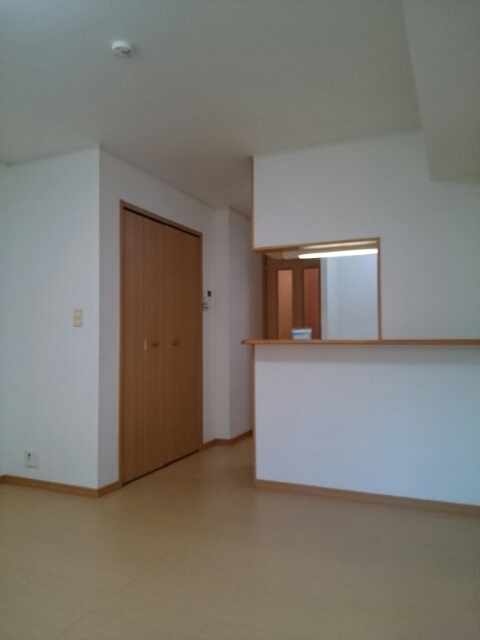 ラ　ポルト　ドゥ　ドゥマン　Ⅲ その他1