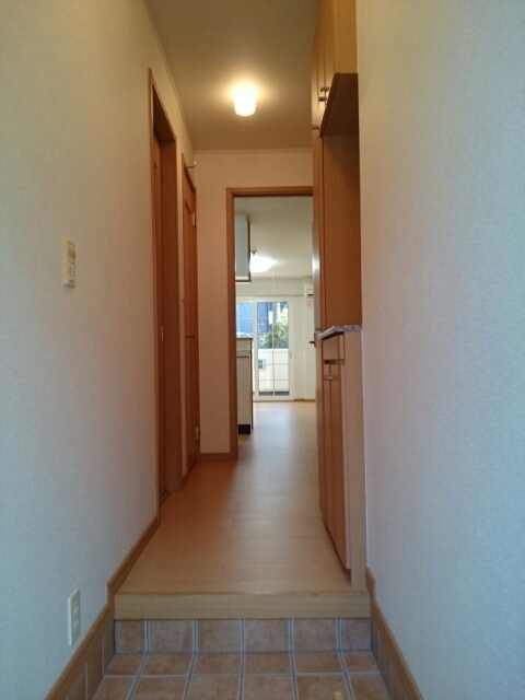 ラ　ポルト　ドゥ　ドゥマン　Ⅲ 玄関