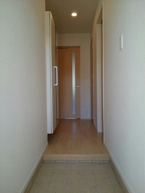 ジャダハウス今治　Ａ 玄関