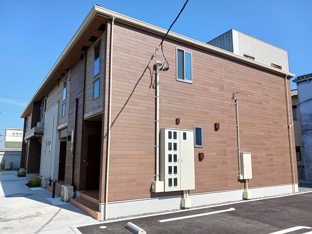 プラシードカーサＸＩ 102号室 外観