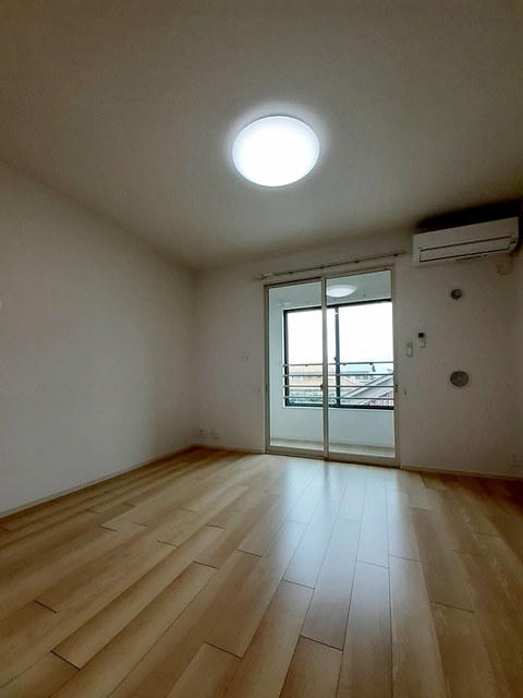 メゾン・ド・クレストⅠ リビング