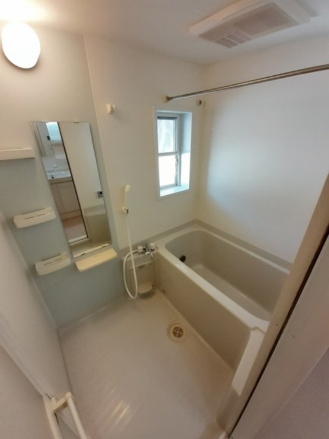 サンリット・ヴィラＢ 風呂画像