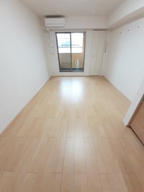 ミニョン　ノンブリル川之江Ｂ リビング