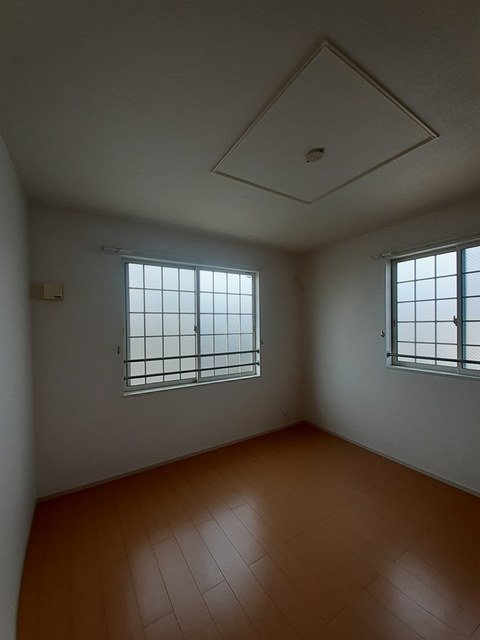 ニューカーサ・Ｓ　Ｂ ベッドルーム