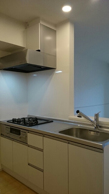 クリスタル・Ｌｏｃｋ キッチン