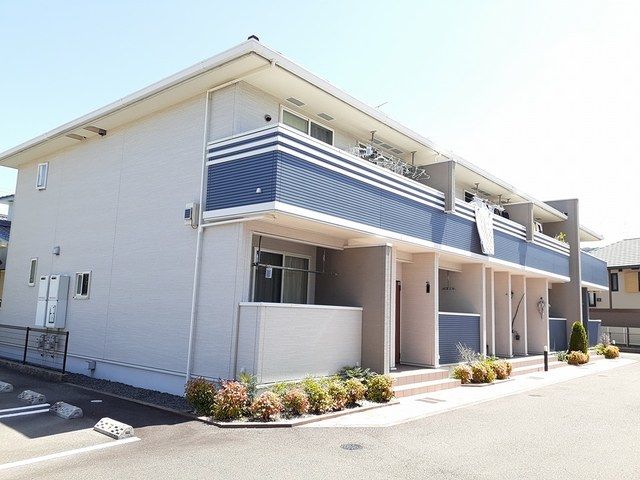 ア　ピアチェーレ　Ⅱ 203号室 外観