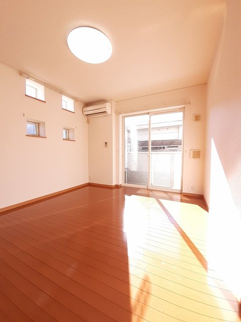 ジェルメ・メジェール山越 リビング