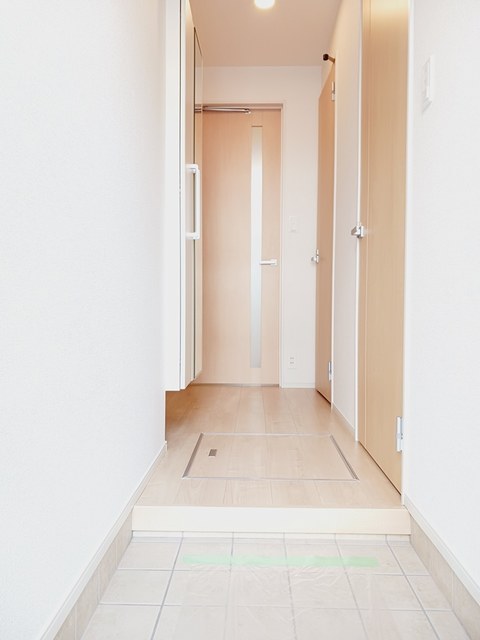 オ・ブーシュ道後Ⅱ 玄関