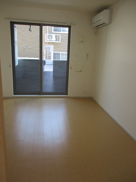 ノーヴァ　ミトモⅡ リビング