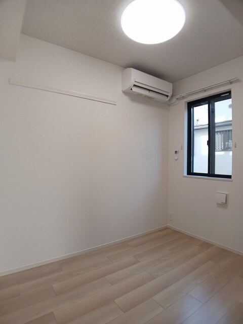 サンヴィレッジ ベッドルーム